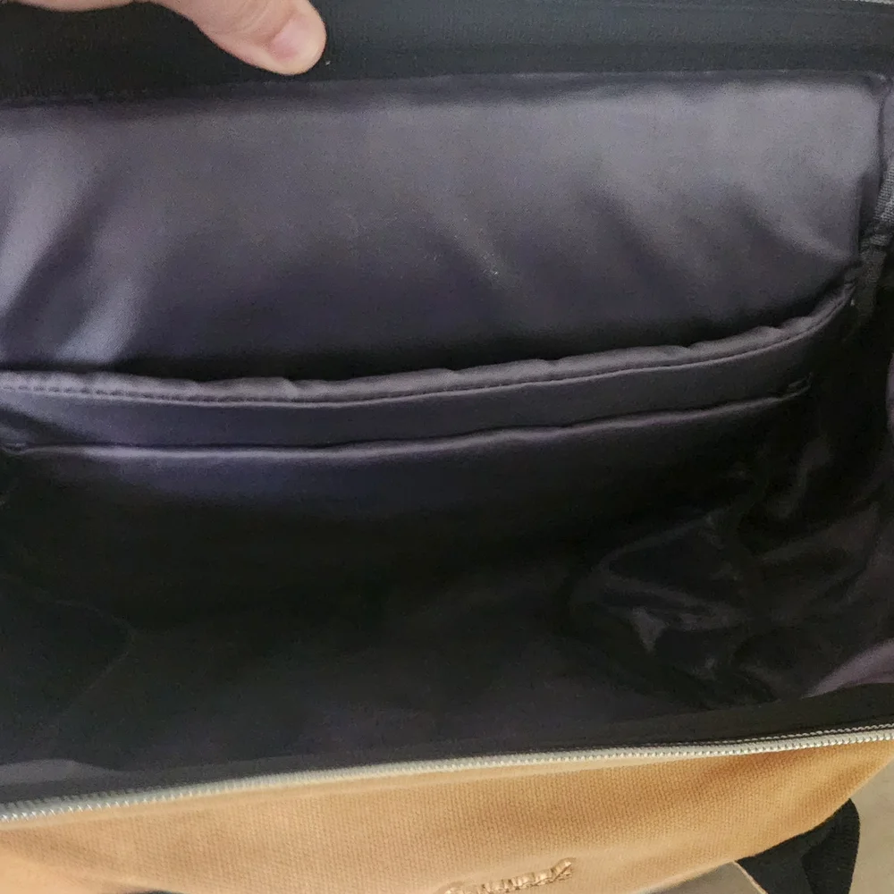 Tan Canvas Travel Bag - Picture 5 of 8